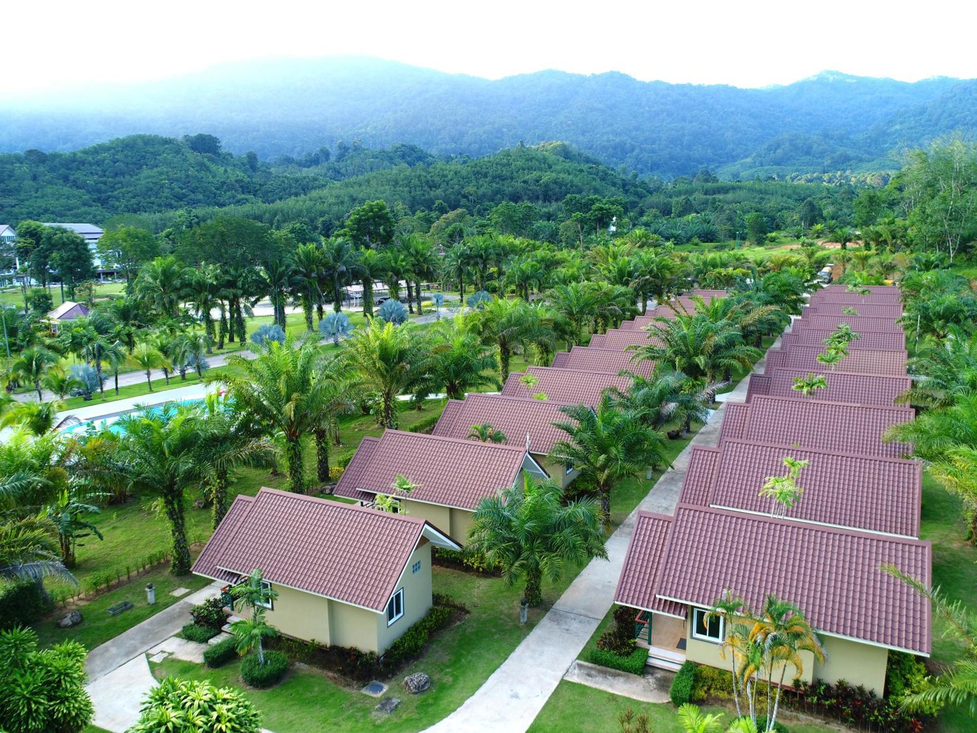 Katathong Golf Resort & Spa Phang Nga Exterior photo